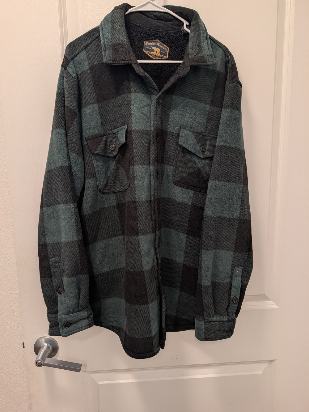 Freedom Foundry Men's Black & Green Plaid Fleece Jacket